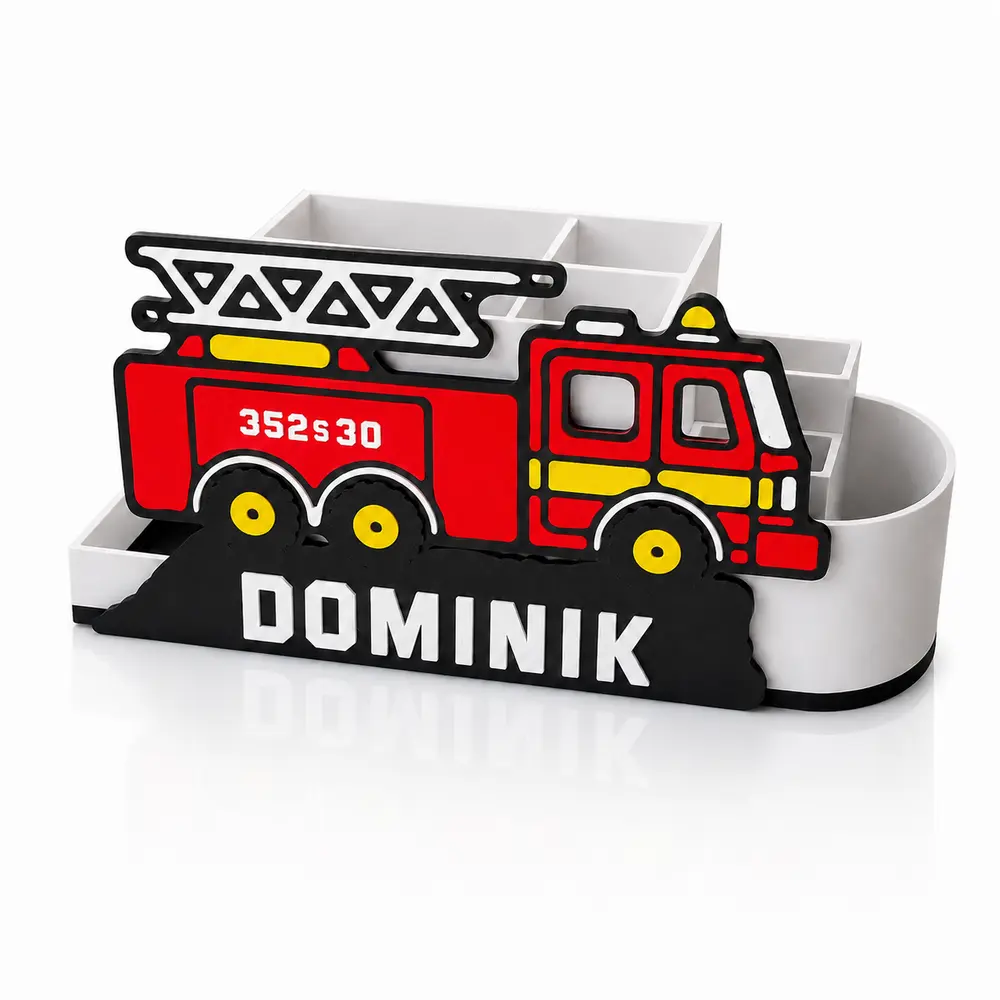 Personalizowany organizer na biurko straż pożarna z imieniem Dominik, biały przybornik z czerwonym wozem strażackim